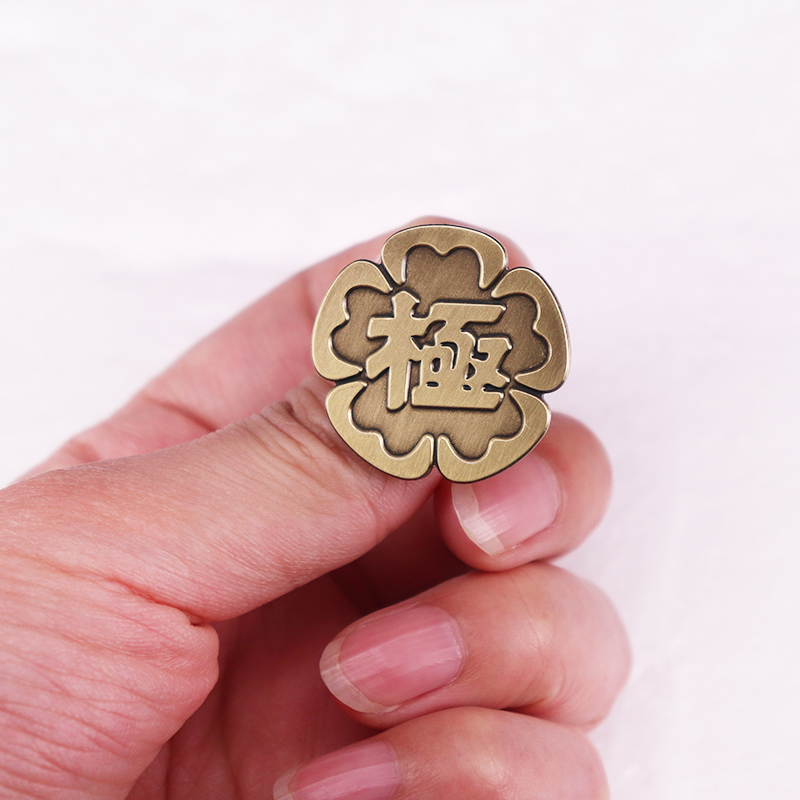 Kyokuto Kai Enamel Pin Japan T - Vintage Fashion Tokyo recension och pris