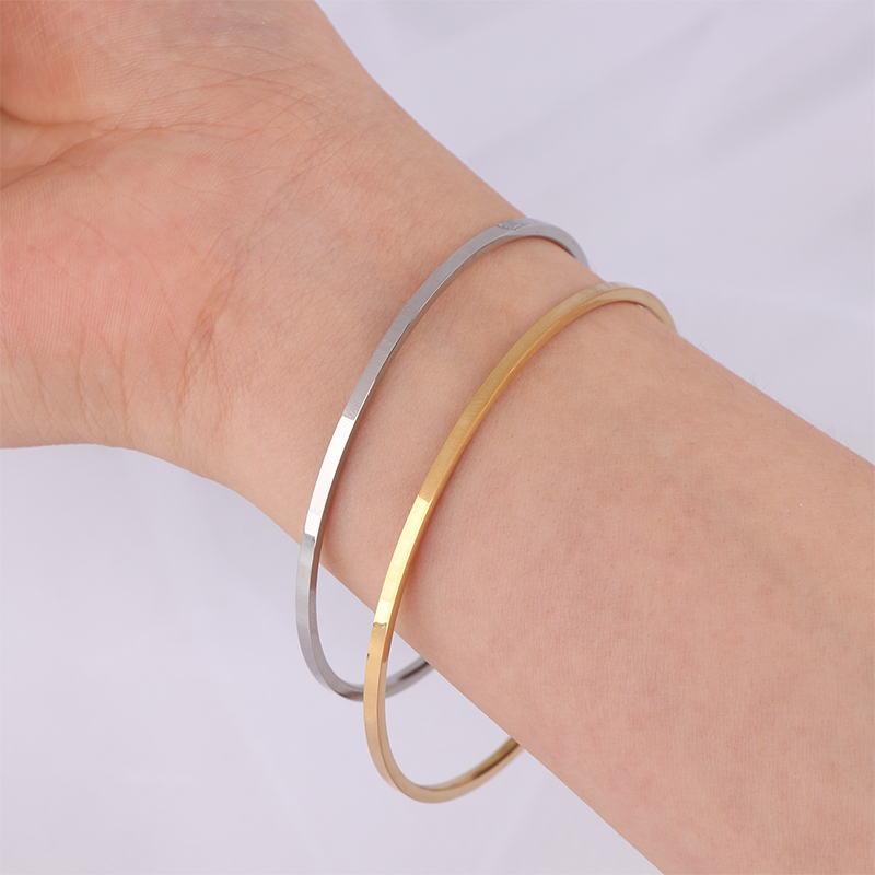 [E] Titanium Steel Simple Plai - Vintage Fashion In Paris recension och pris