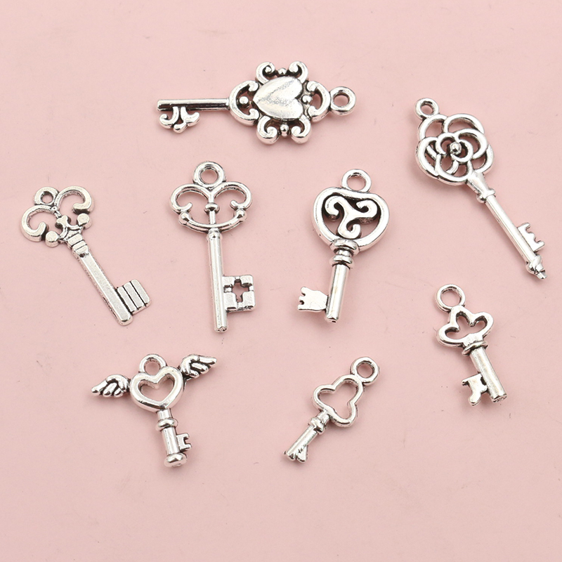 50pcs Vintage Small Key Charms - Vintage Fashion Tumblr recension och pris