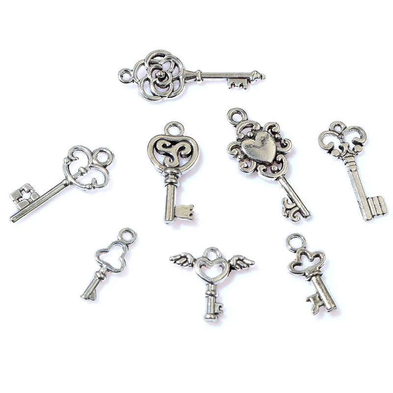 50pcs Vintage Small Key Charms - Vintage Fashion Tumblr recension och pris