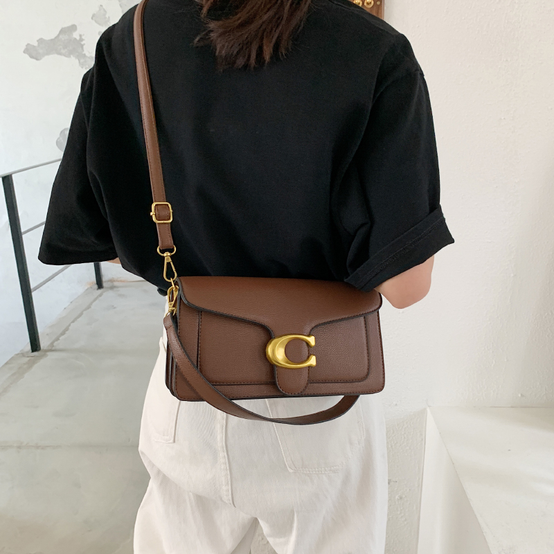 Classic Designer Paris Trendy  - Vintage Fashion In Paris recension och pris