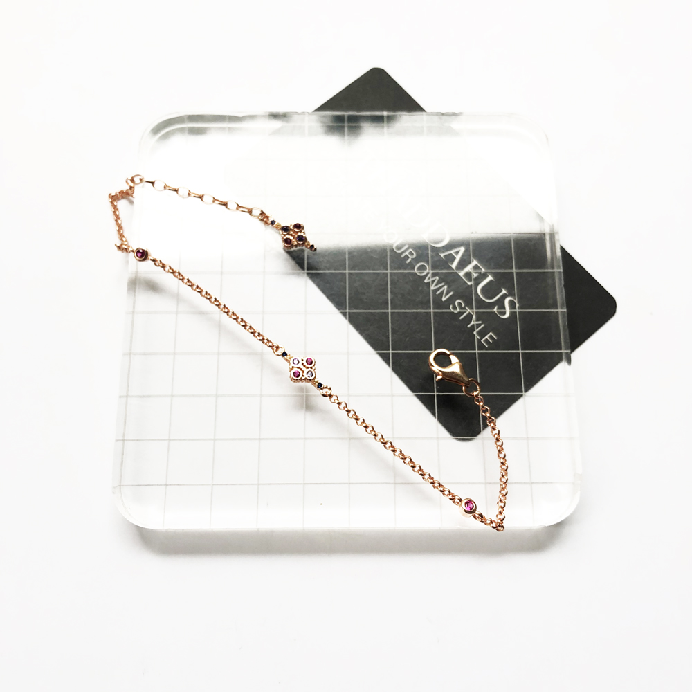 Royalty Rose Gold Plated Brace - Vintage Victorian Fashion recension och pris