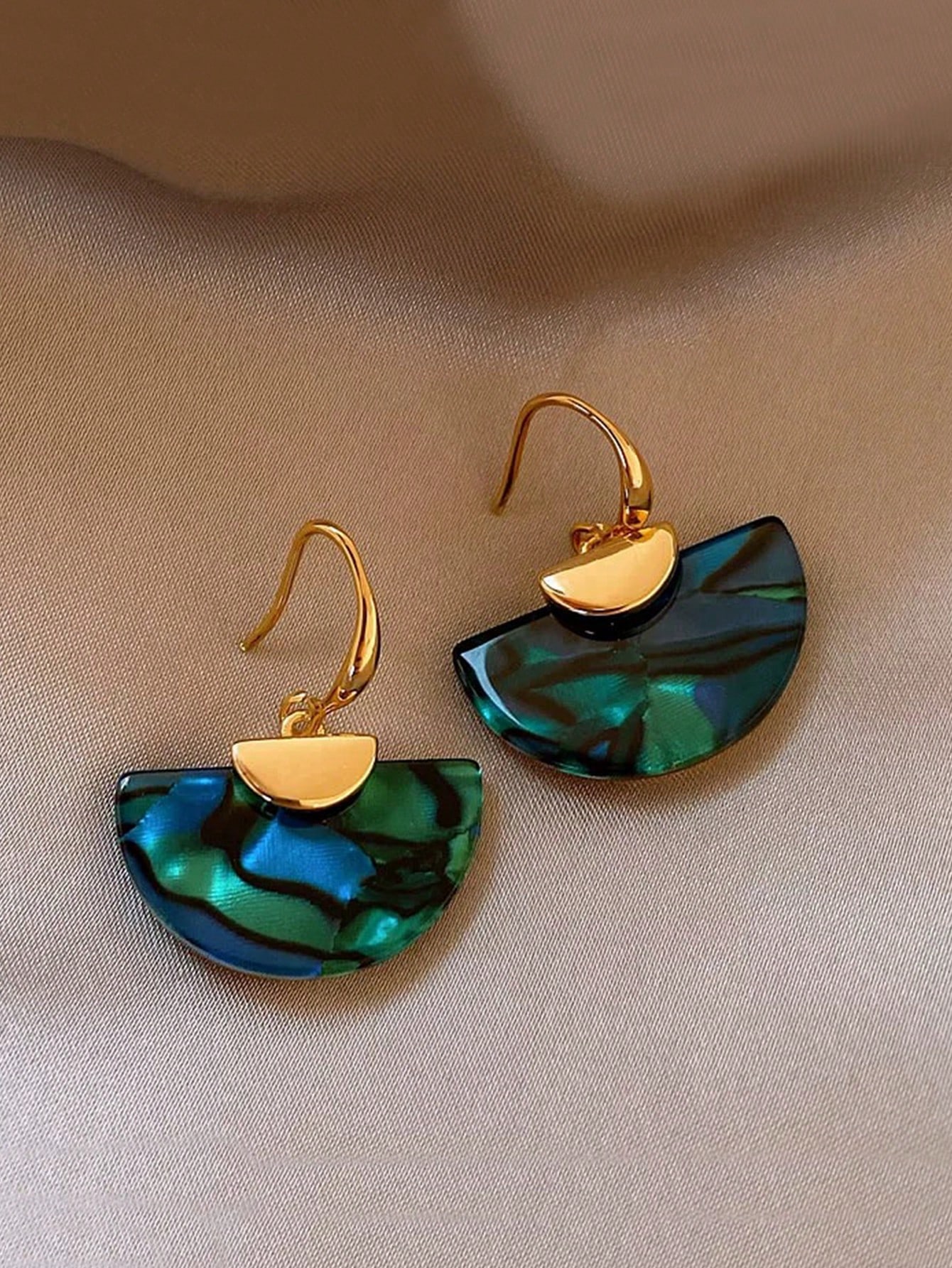 1 Pair Elegant Geometric Fan-S - Vintage Fashion Earrings recension och pris