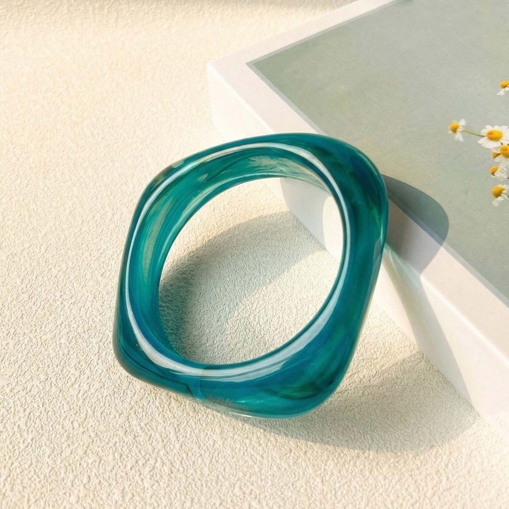 Wrist Jewelry Translucent Resi - Vintage Fashion Gen Z recension och pris