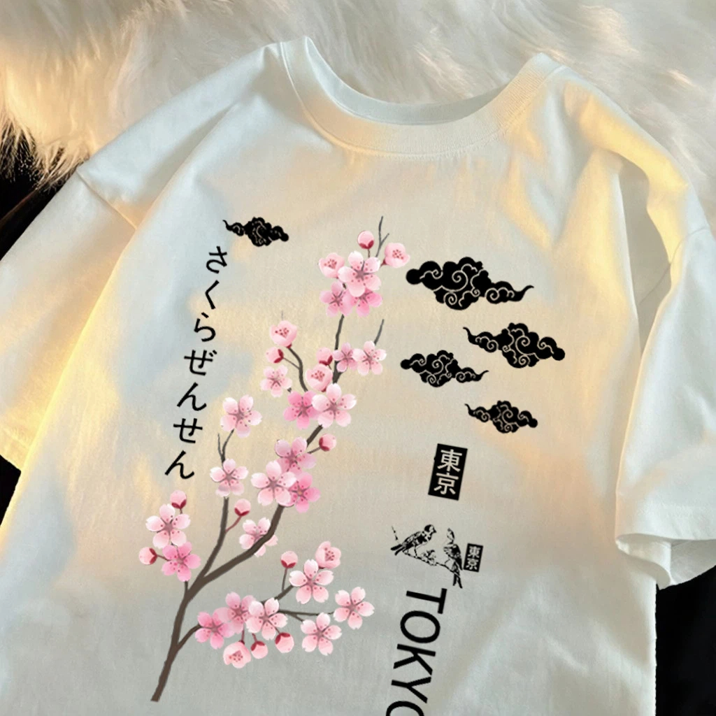 Tokyo Print T-Shirt for Women  - Vintage Fashion Tokyo recension och pris